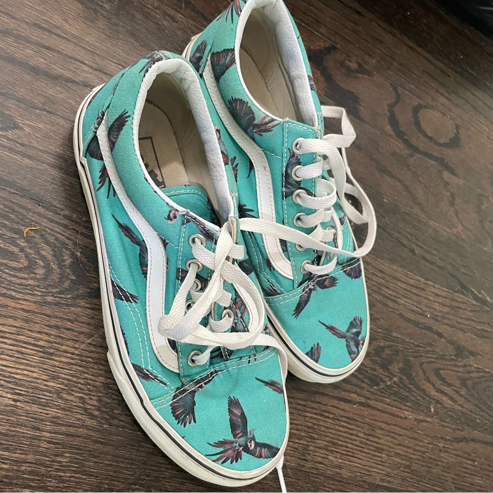 Unique vans old school with bird detail